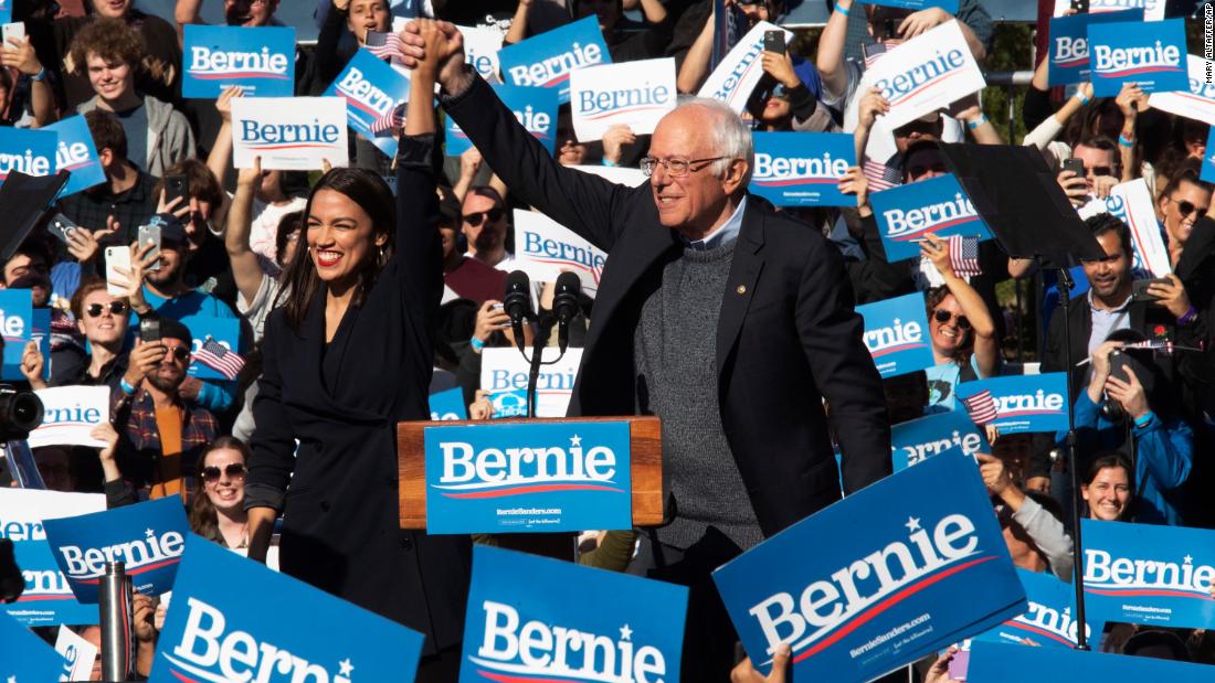 US Rep. Alexandria Ocasio-Cortez introduces Sanders at a New York rally after endorsing him for president in October 2019.